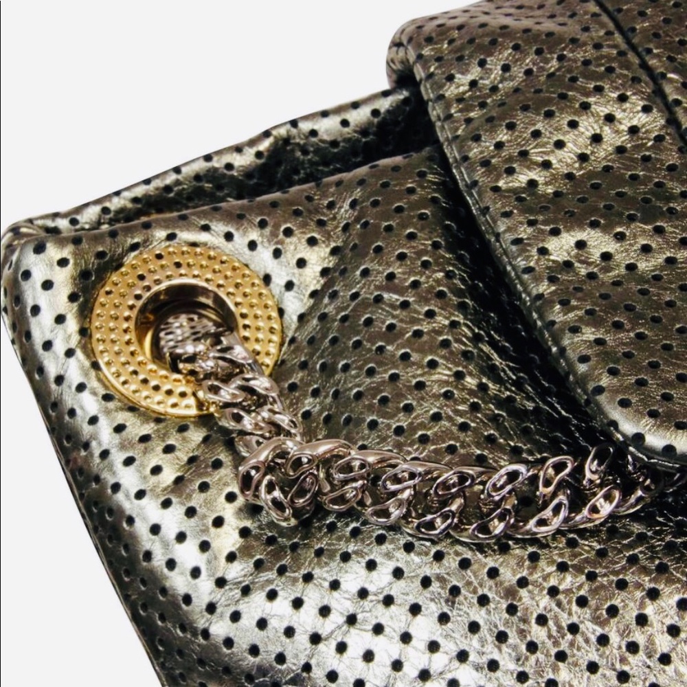 Authentic Chanel Coco perforated Bag Lambskin - Picture 7 of 8